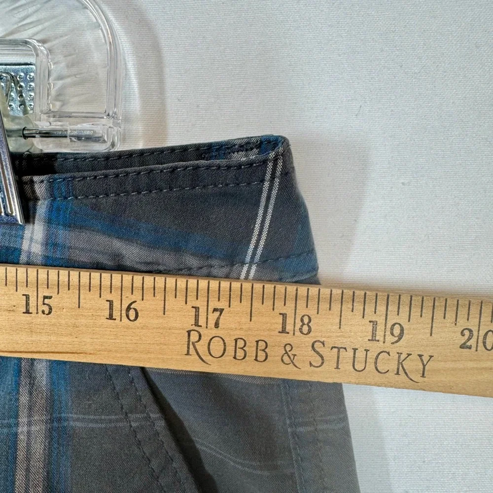 Marmot Plaid Shorts Casual Comfort Walking‎ Hiking Size 34